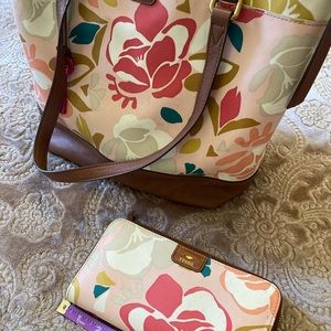 Fossils tote and wallet set